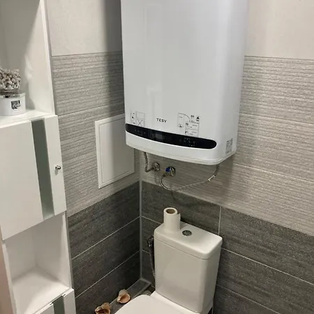 아파트 Victor's , With Private Parking 바르나