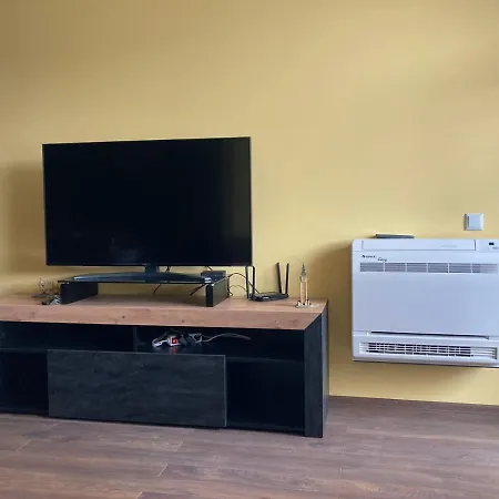 Victor's , With Private Parking 아파트