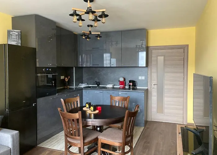 Victor's , With Private Parking Lejlighed Varna